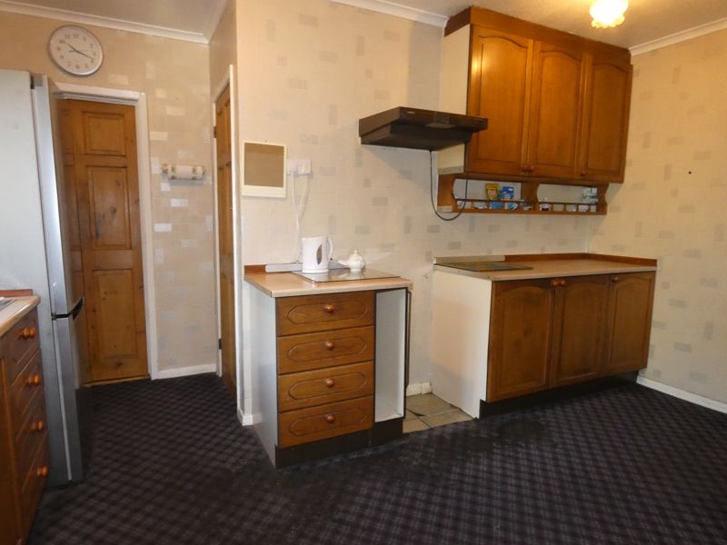 Kitchen/Breakfast- click for photo gallery